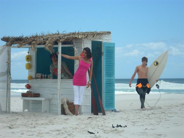 Beach hut